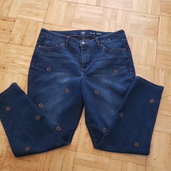 Crown &  ivy size 16R skinny - Picture 1 of 4